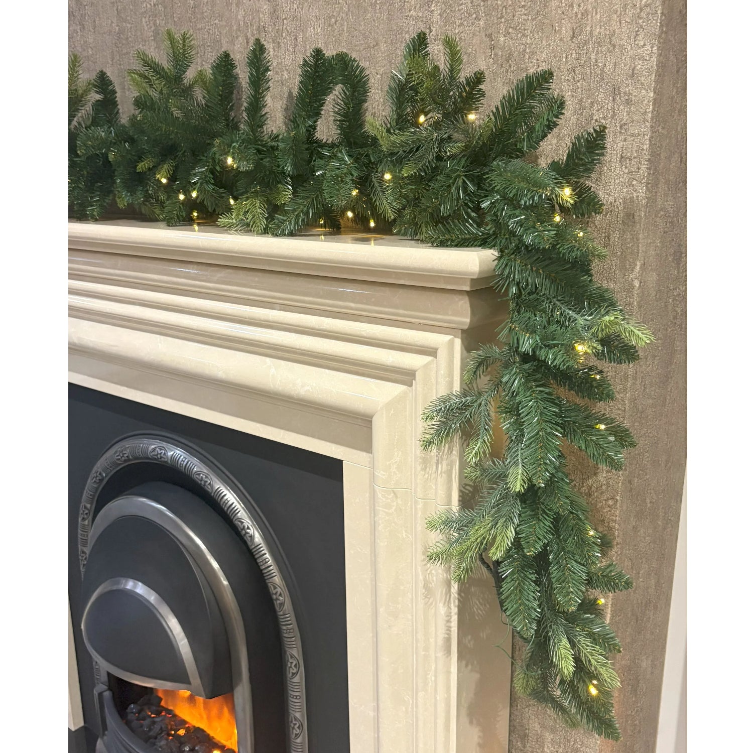 270cm Premium Mixed branch prelit Green Christmas Garland - with timer - Image 4